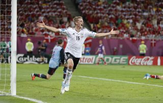 lars bender of germany reacts after he scored against denmark during their uefa euro 2012 game on june 17, 2012 in lviv, ukraine - Tendo Sport