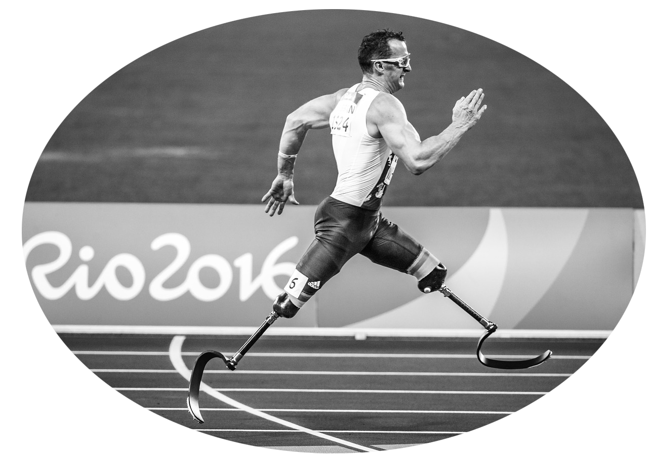 Athlete with prosthetic legs running at Paralympic Games in Rio 2016 - enhance performance with Tendo Sport products